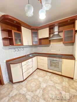 ID-код 2201610 - Аренда Квартира в Киеве, Деснянский, Маяковского просп, 91В ID-код 2201610 - Аренда Квартира в Киеве, Деснянский, Маяковского просп, 91В
